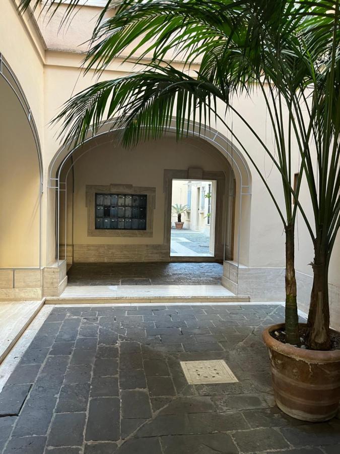 Shabby Roman Studio- Ai Fori Imperiali Eksteriør billede